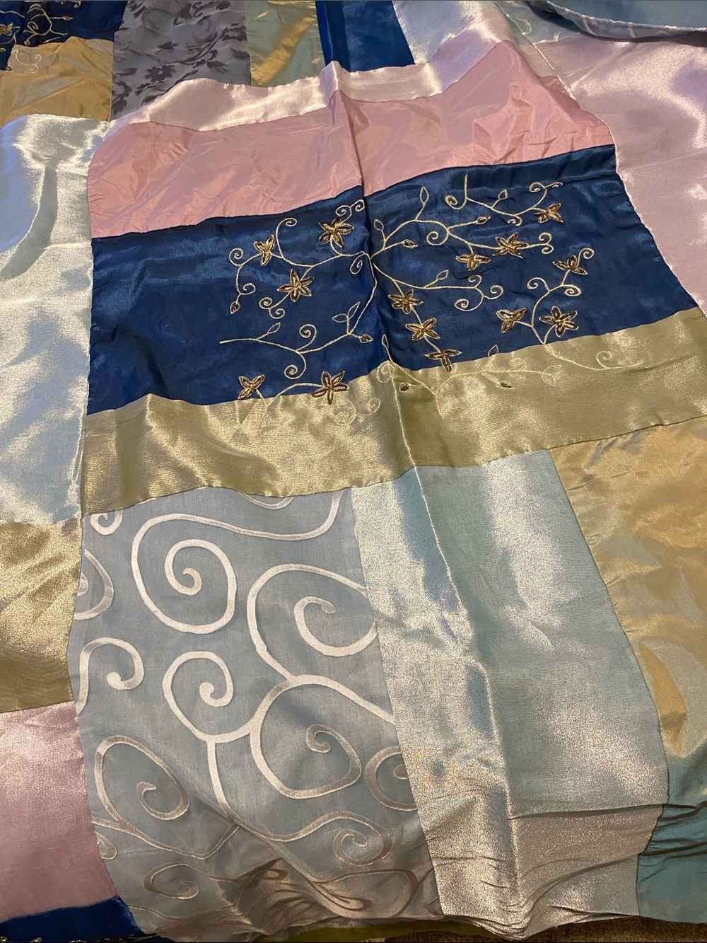 EliteStyle Lavender & Teal Decorative Textile Label Shower Curtain